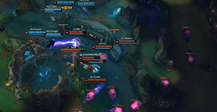 LOL赛事精彩博弈,这款游戏开启三国策略新征程