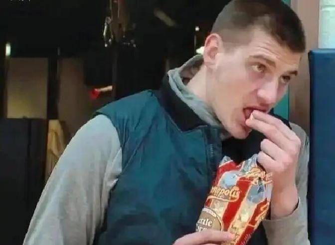 场均9分命中率近八成!博格丹伤退,塞尔维亚男篮争冠添变数